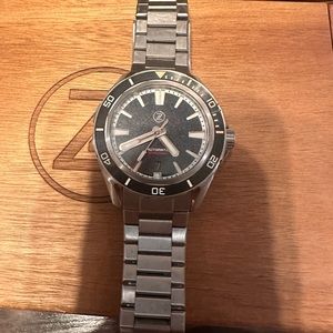 Limited edition Zelos titanium dive watch